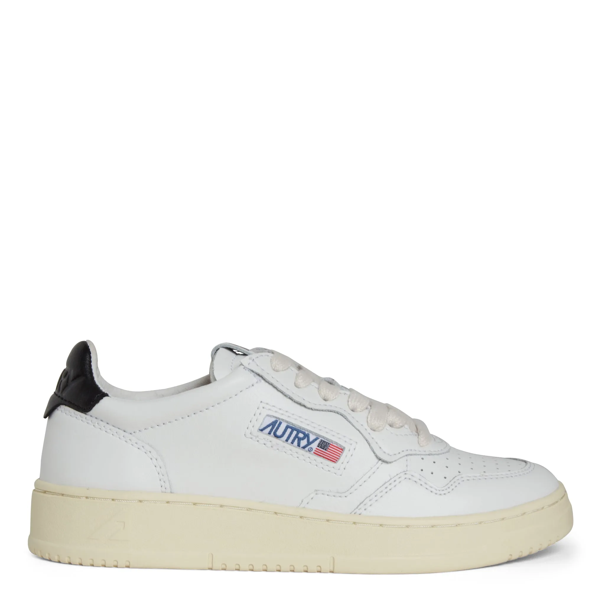 AUTRY  Sneakers ''Medalist Low'' in pelle bianca e nera