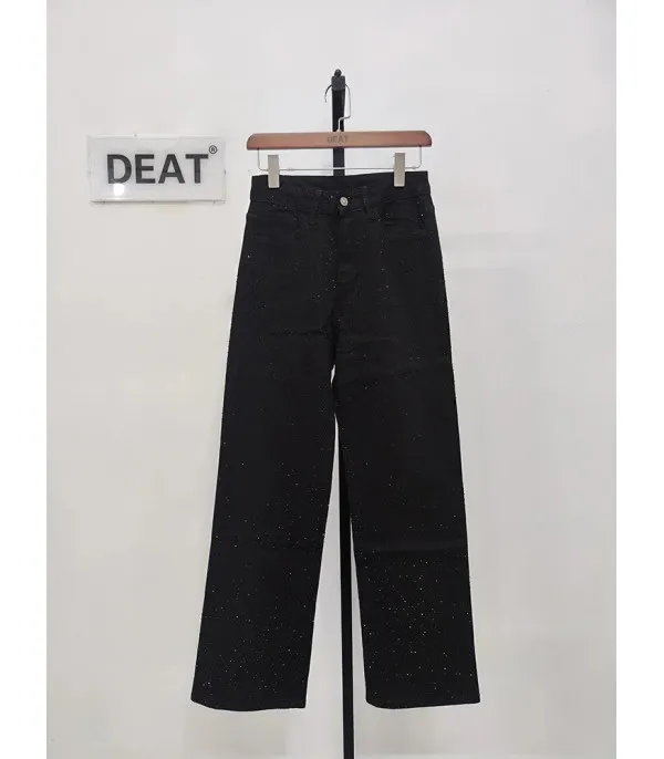 Black-strass denim streight