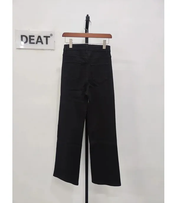 Black-strass denim streight