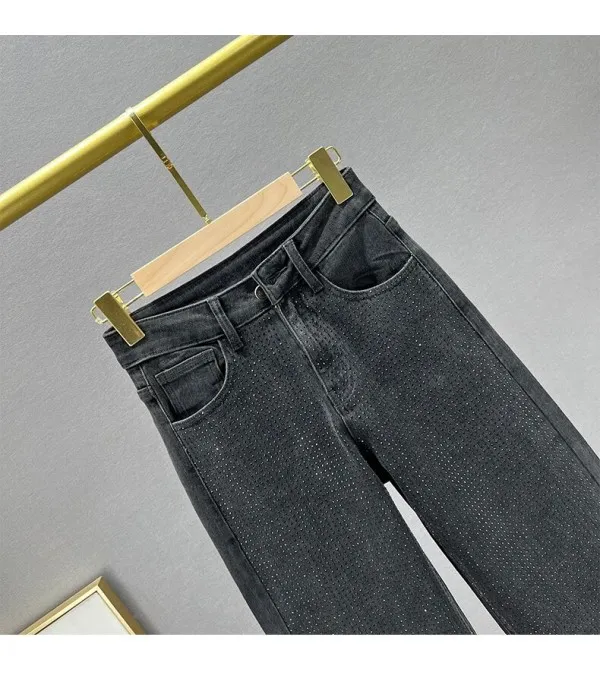 Black-strass denim streight