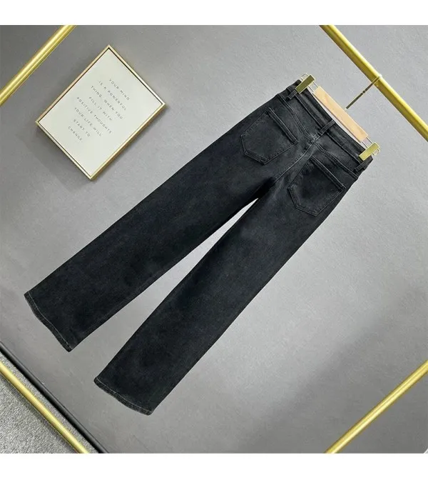 Black-strass denim streight
