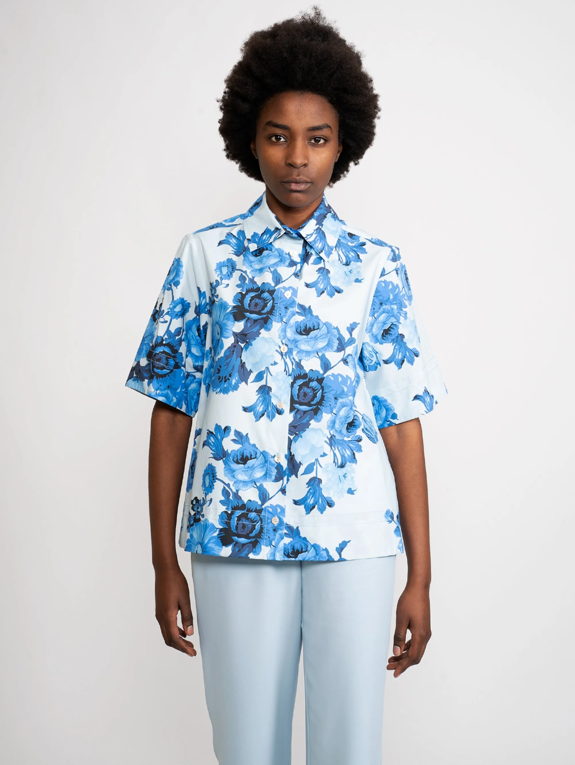 Camicia a Fiori Blu/Bianco