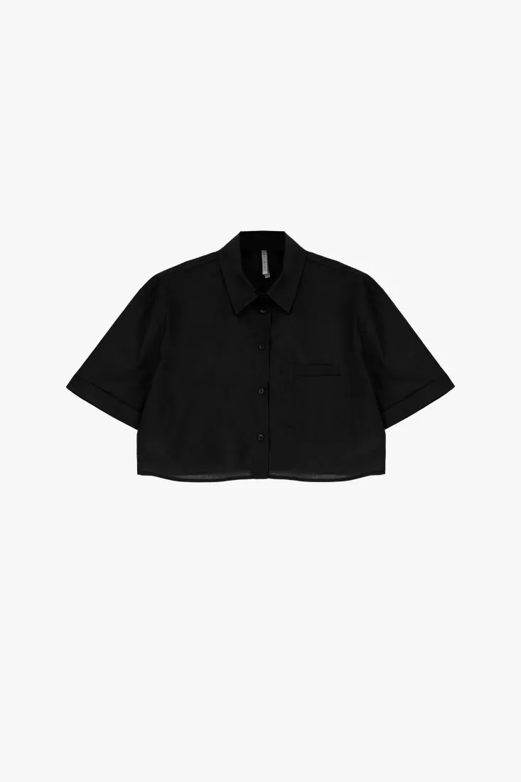 Camicia cropped con colletto classico e taschini applicati