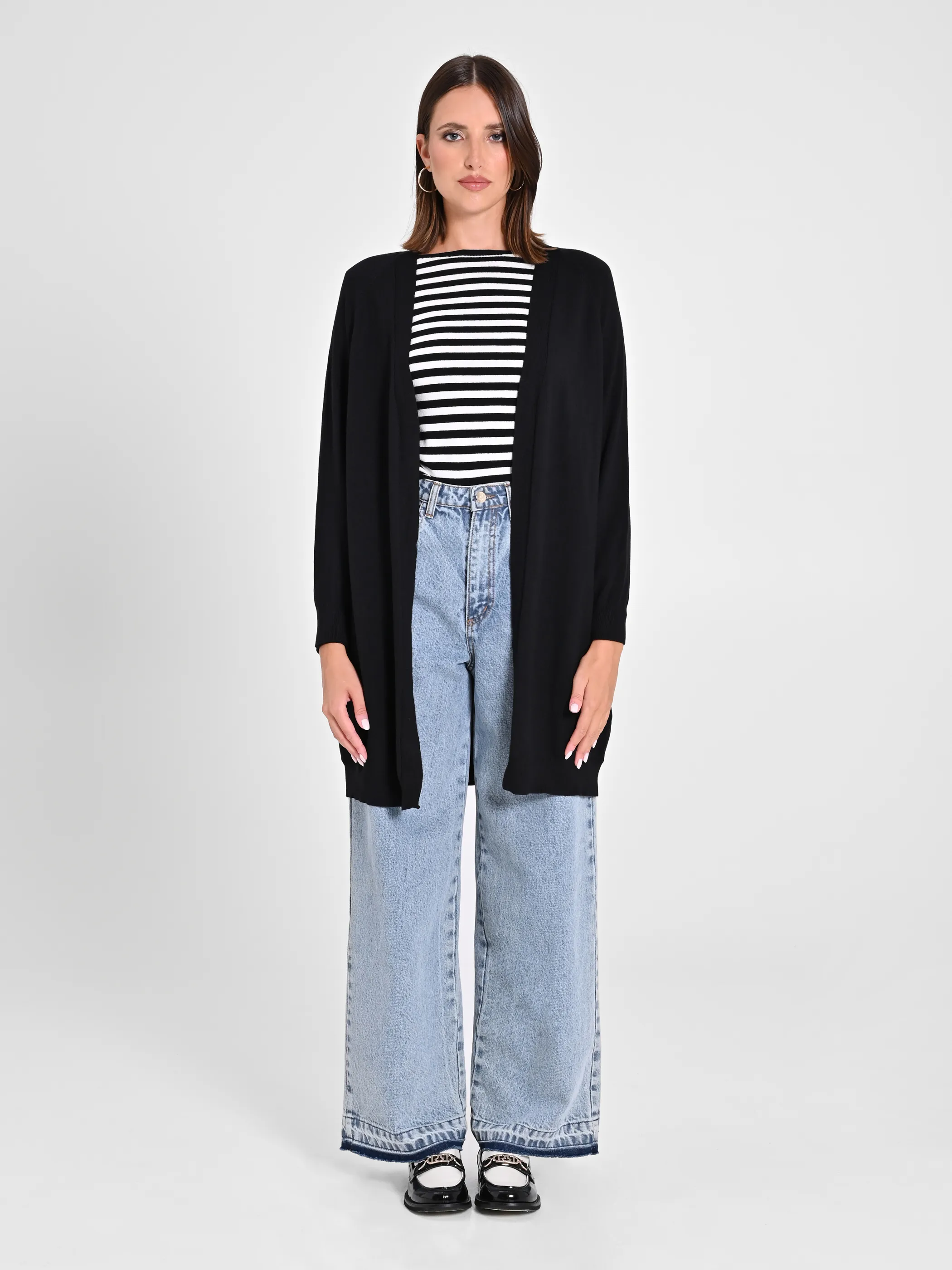      Cardigan Nero in Maglia     