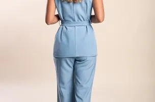 Elegante completo giacca senza maniche e pantaloni, blu