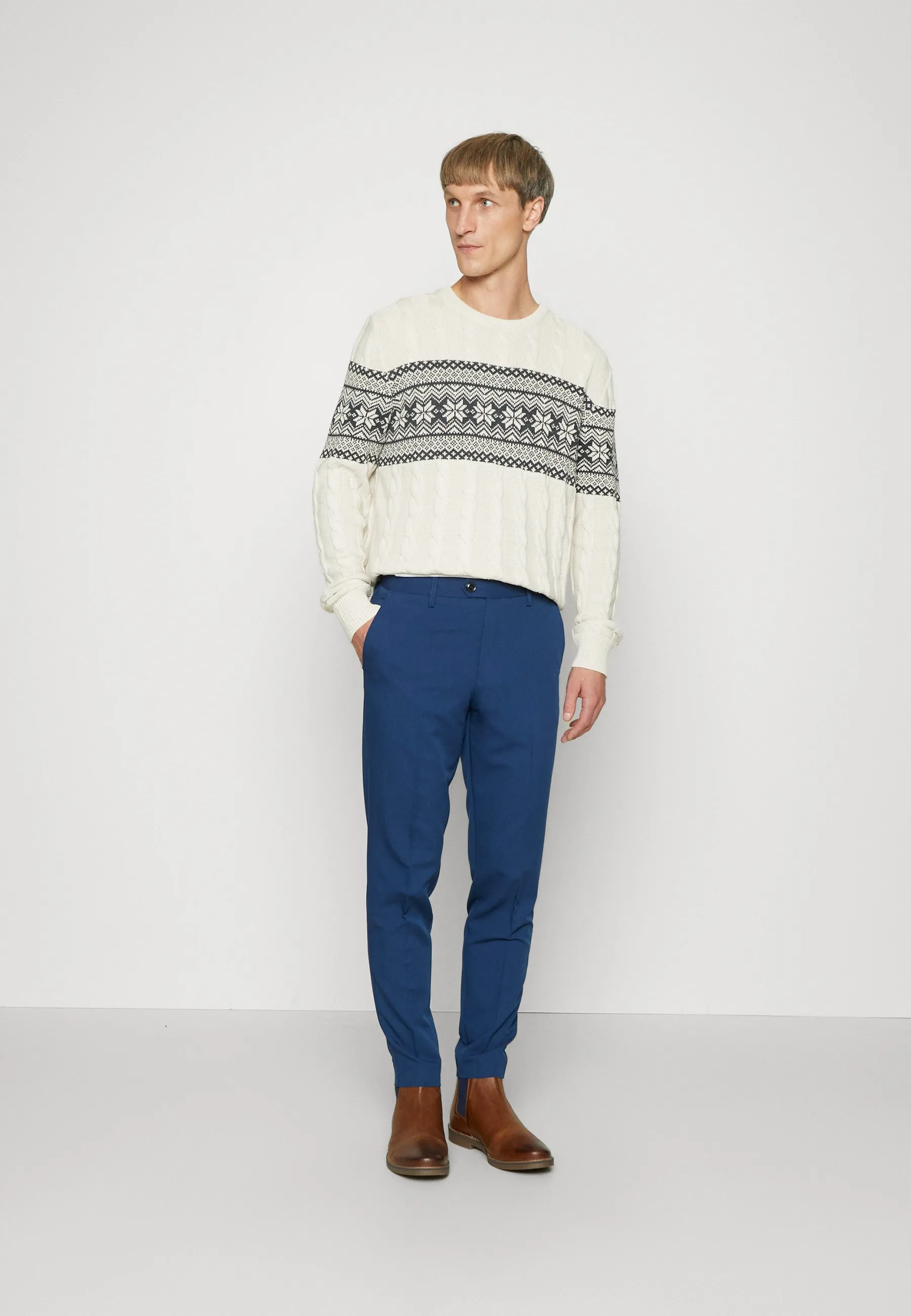 JAQUARD CABLE ONECK - Maglione