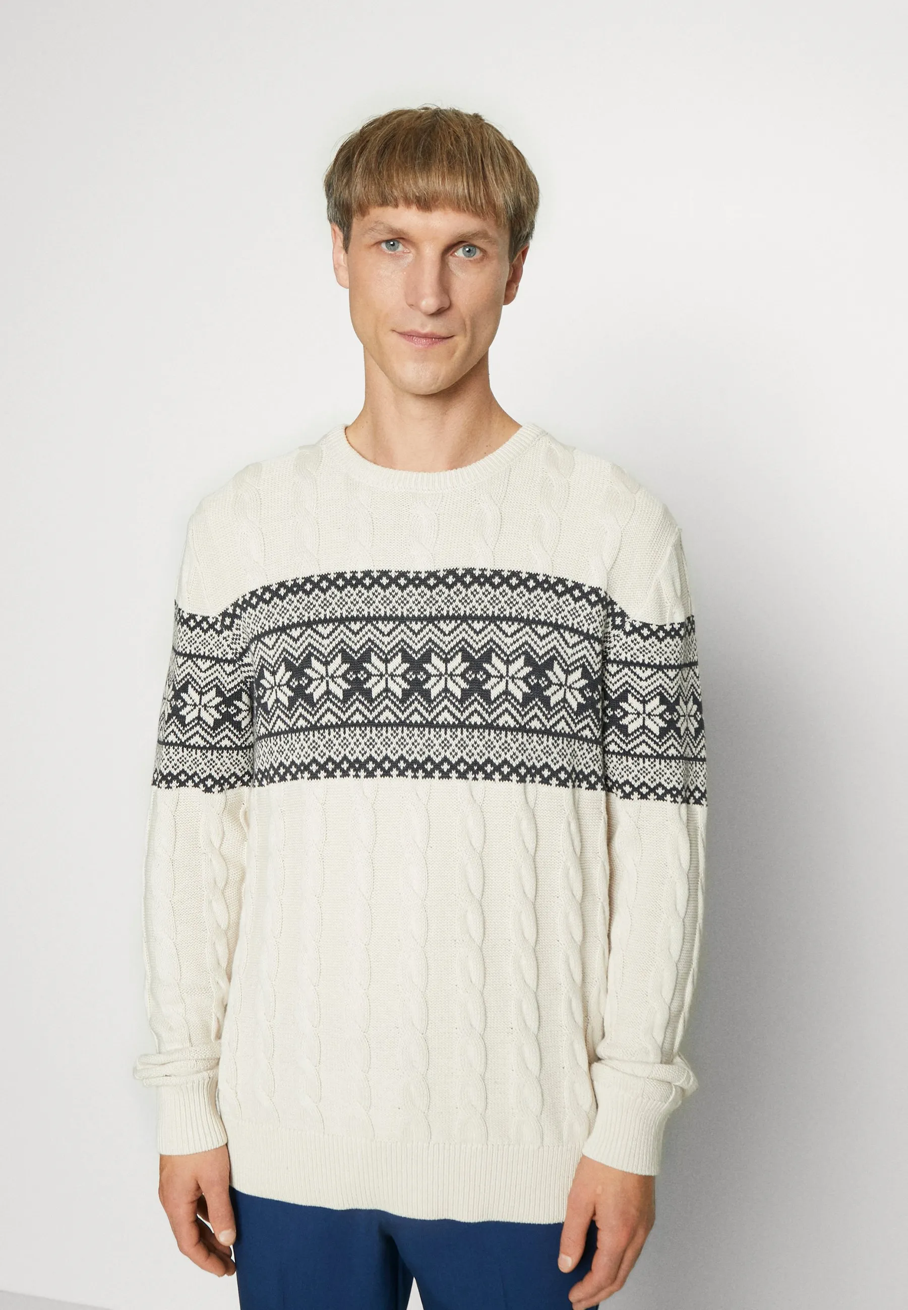 JAQUARD CABLE ONECK - Maglione