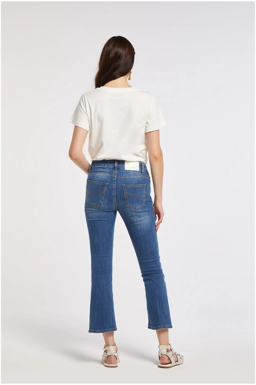 jeans cropped flare in tela superstretch con strass blu medio