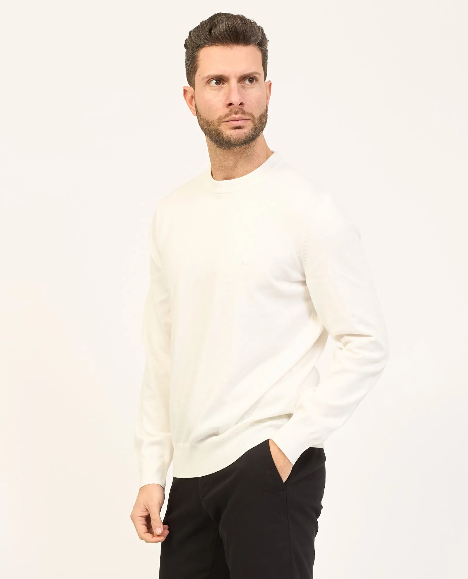 Maglia uomo Boss girocollo in cotone con logo ricamato