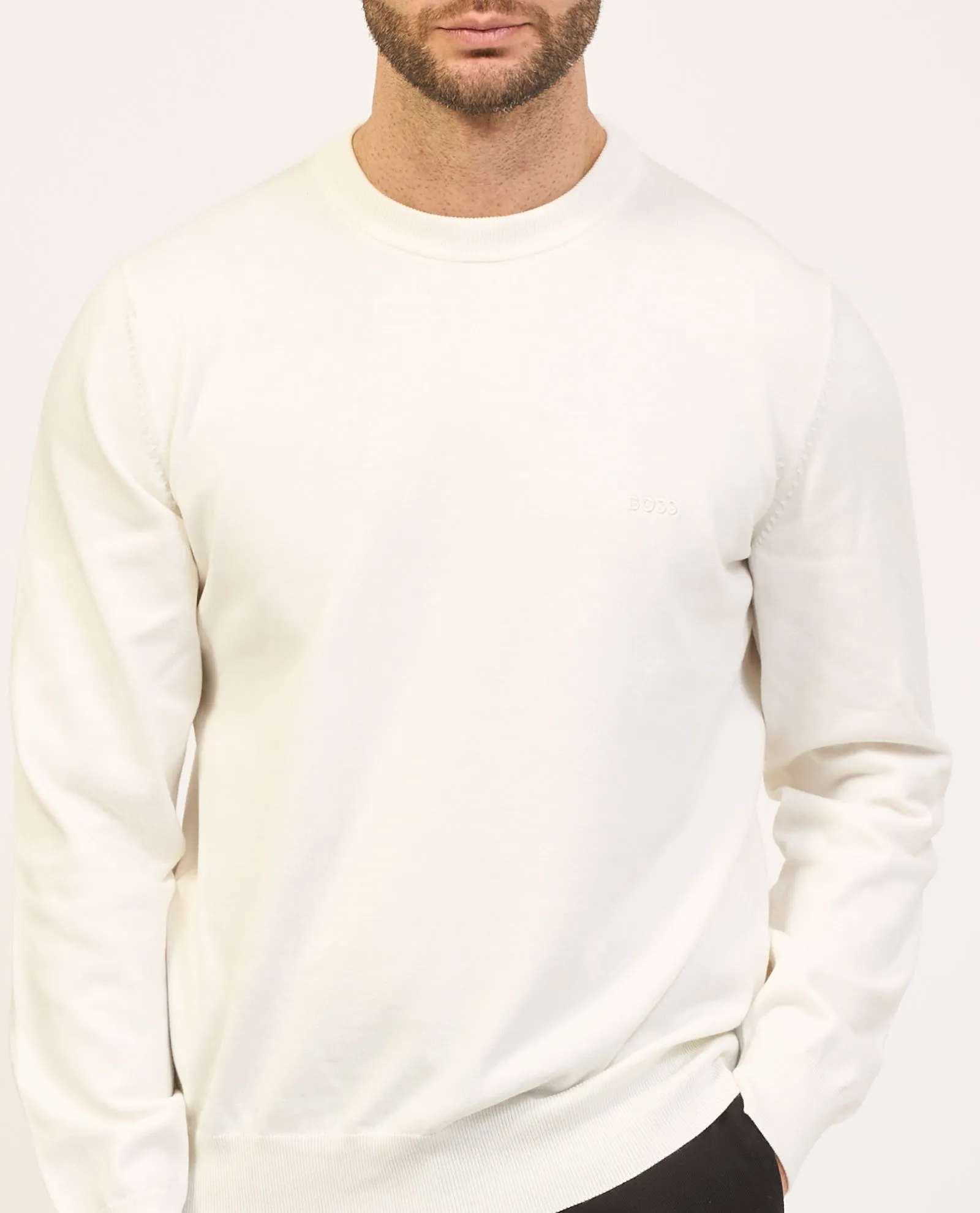 Maglia uomo Boss girocollo in cotone con logo ricamato