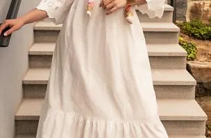 Maxi abito mare con ricamo Fioranna, bianco