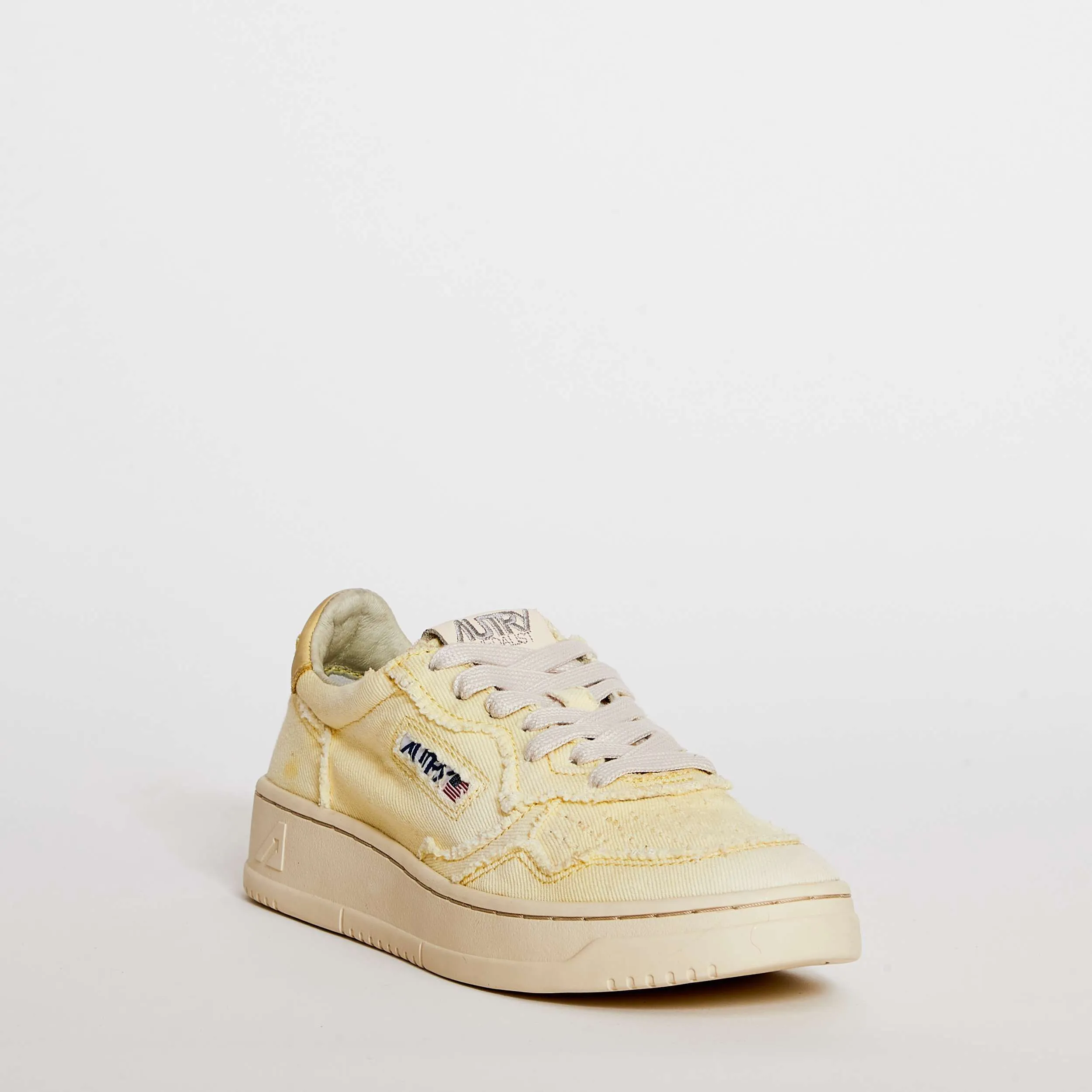 Medalist Low Sneakers Yellow Canvas