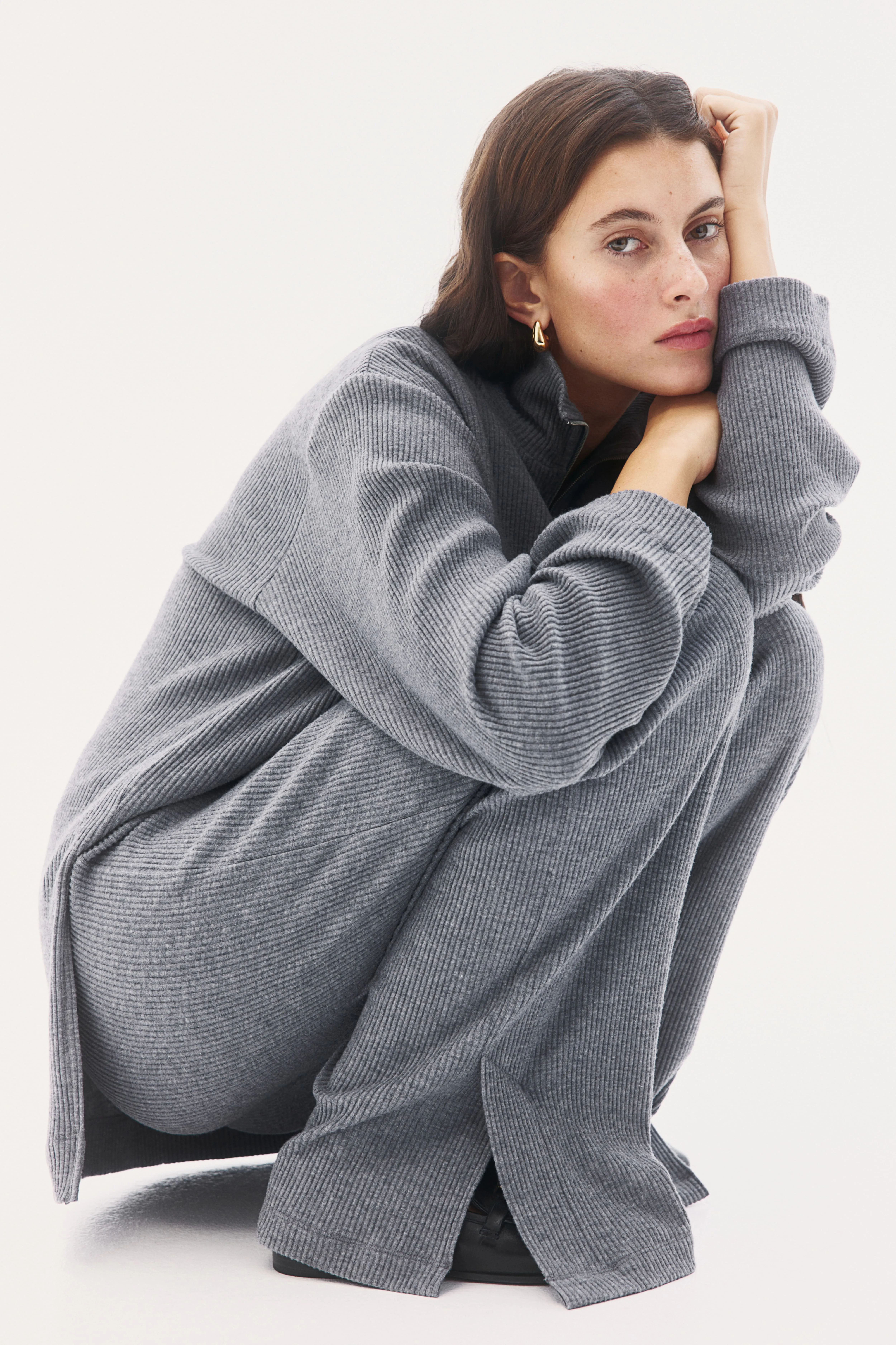 Pantaloni a coste con spacchetti