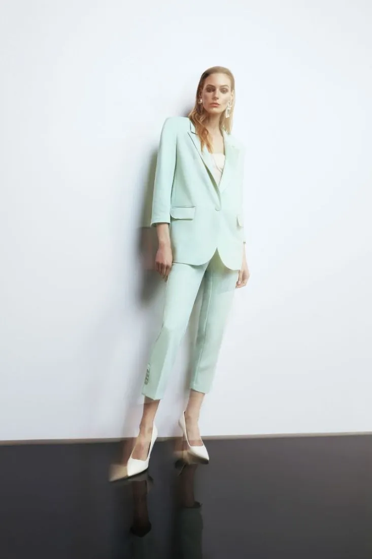 Pantaloni cropped straight monocolour con piega stirata