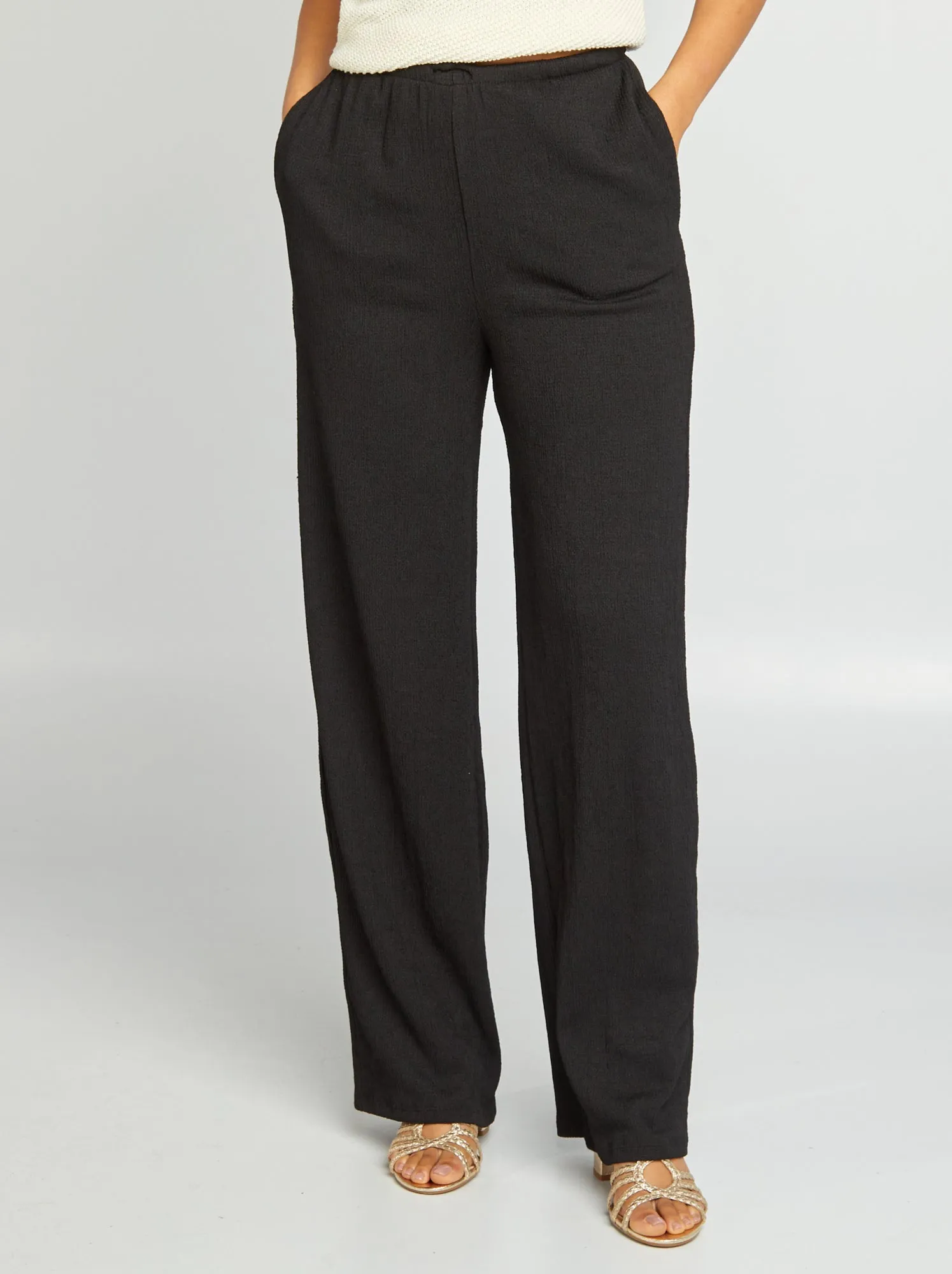 Pantaloni larghi in maglia goffrata - nero