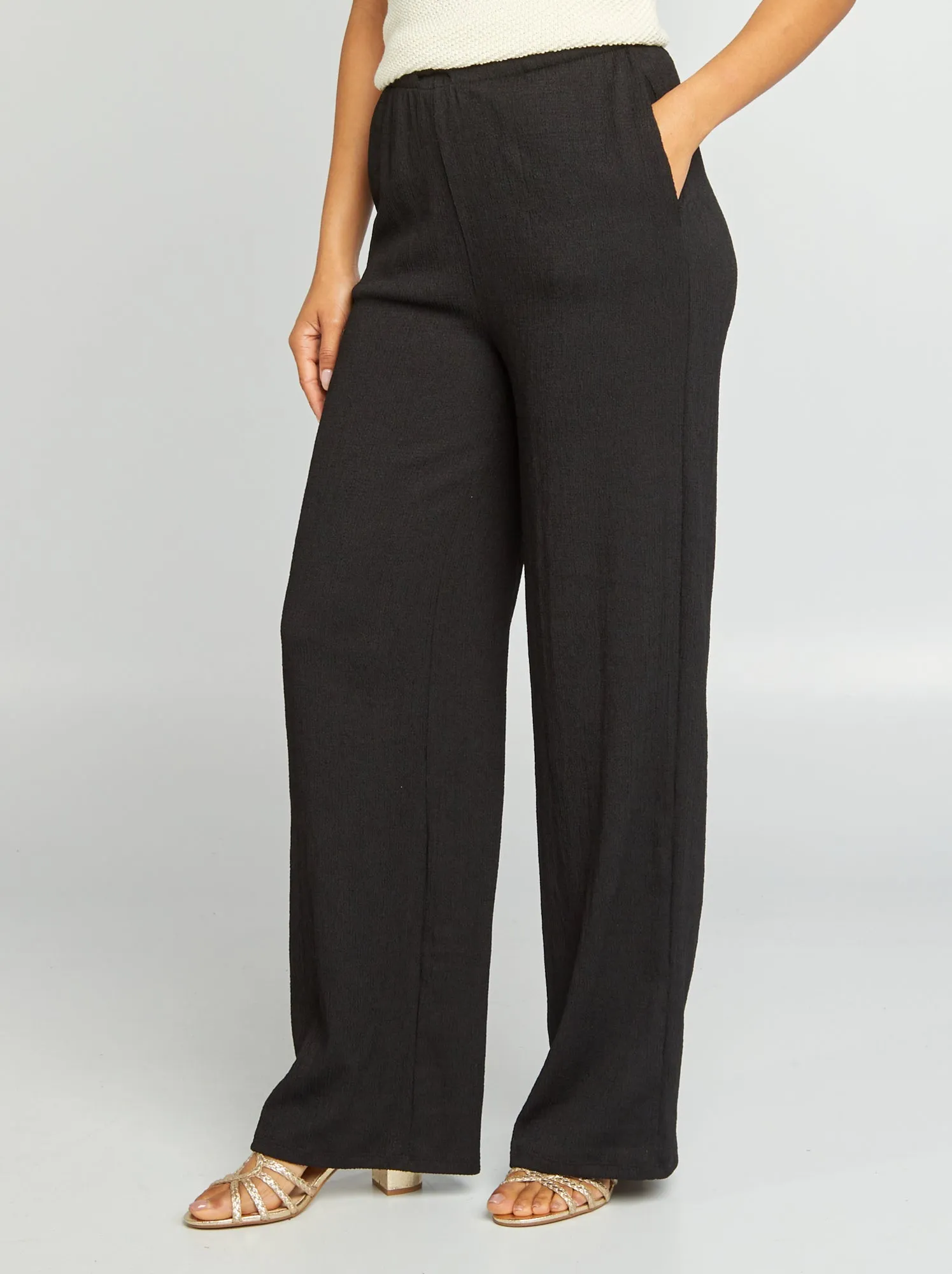 Pantaloni larghi in maglia goffrata - nero