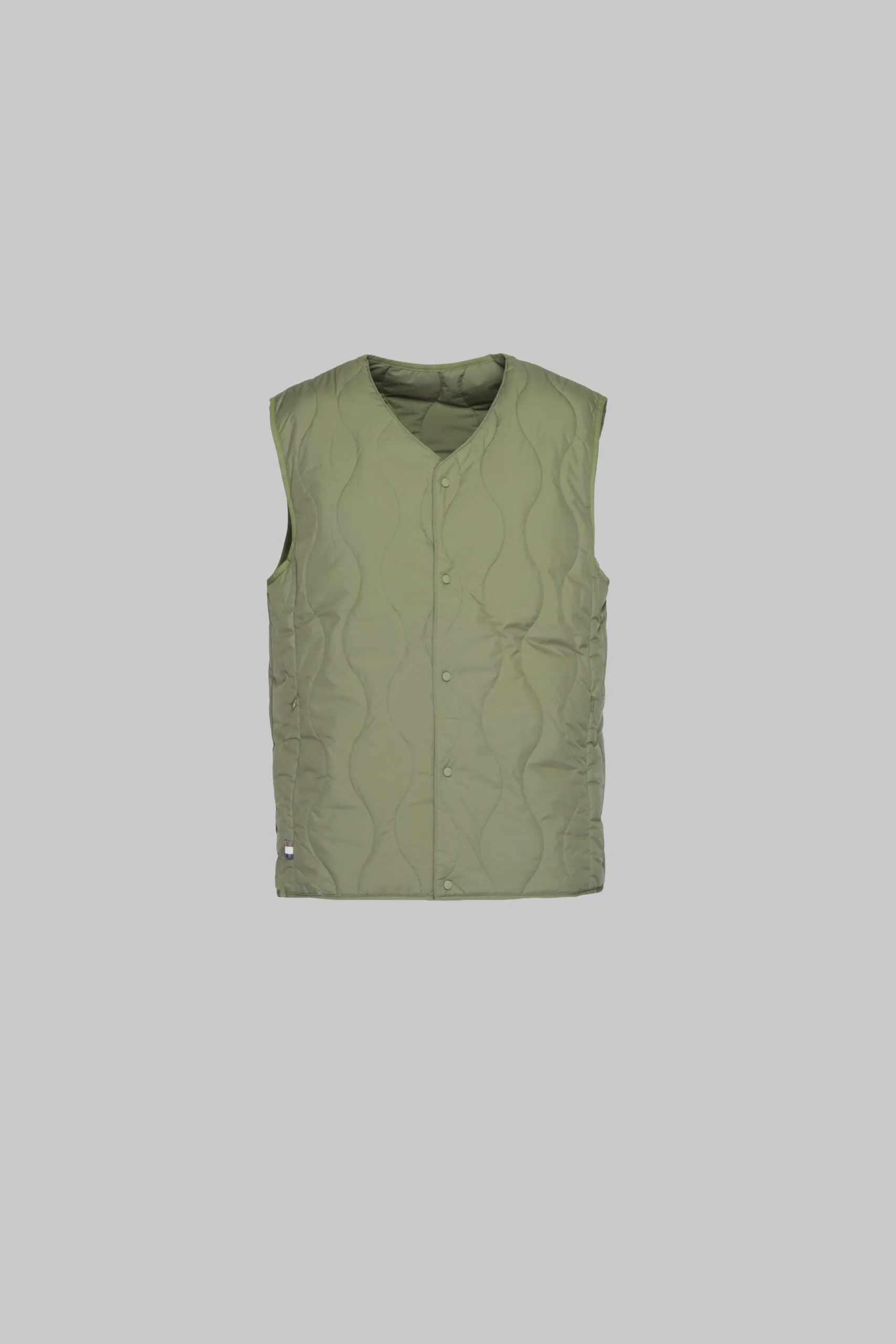 Smanicato Aquascutum ACTIVE VEST Verde Oliva
