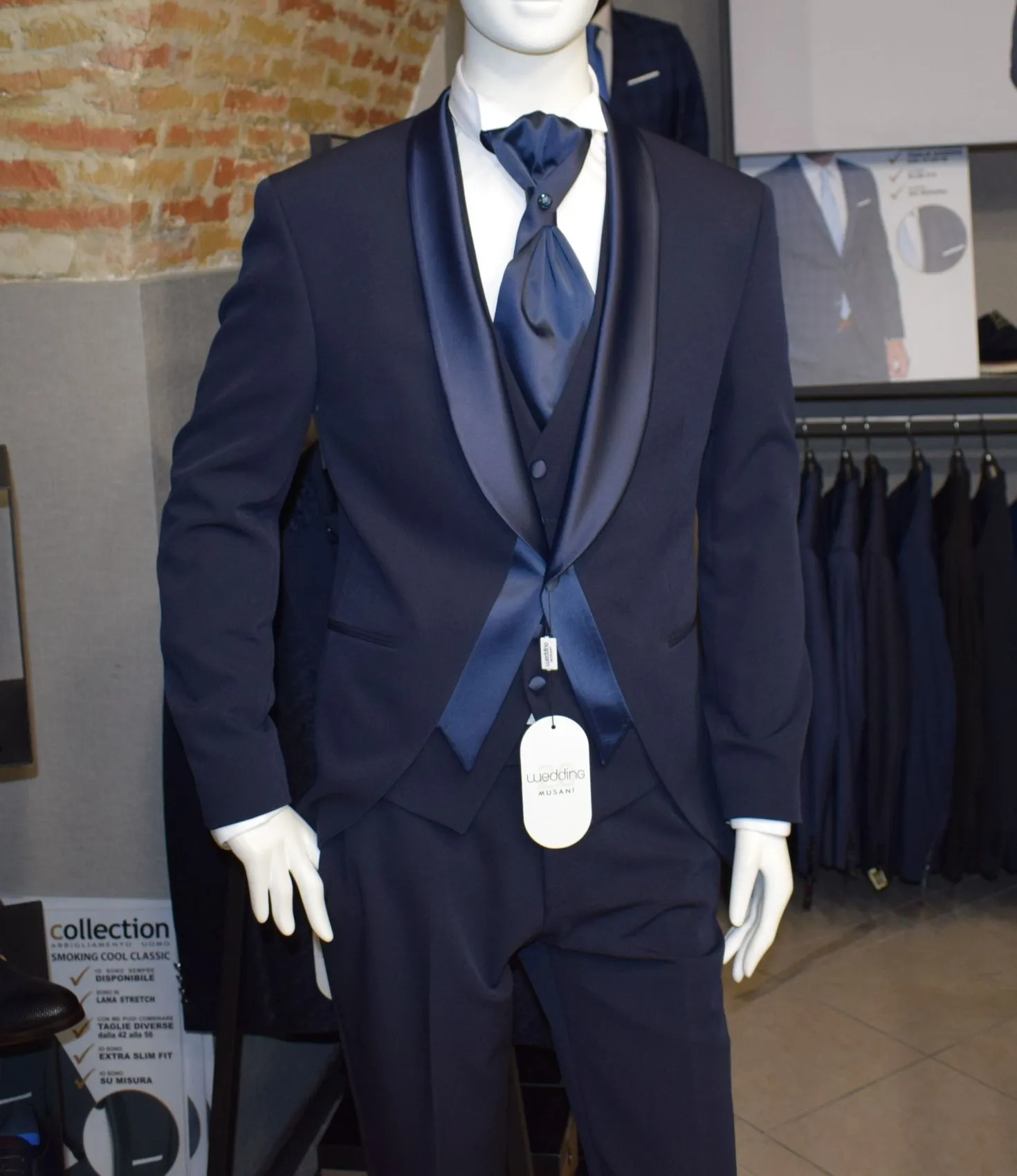 Smoking da sposo moderno blu musani cerimonia