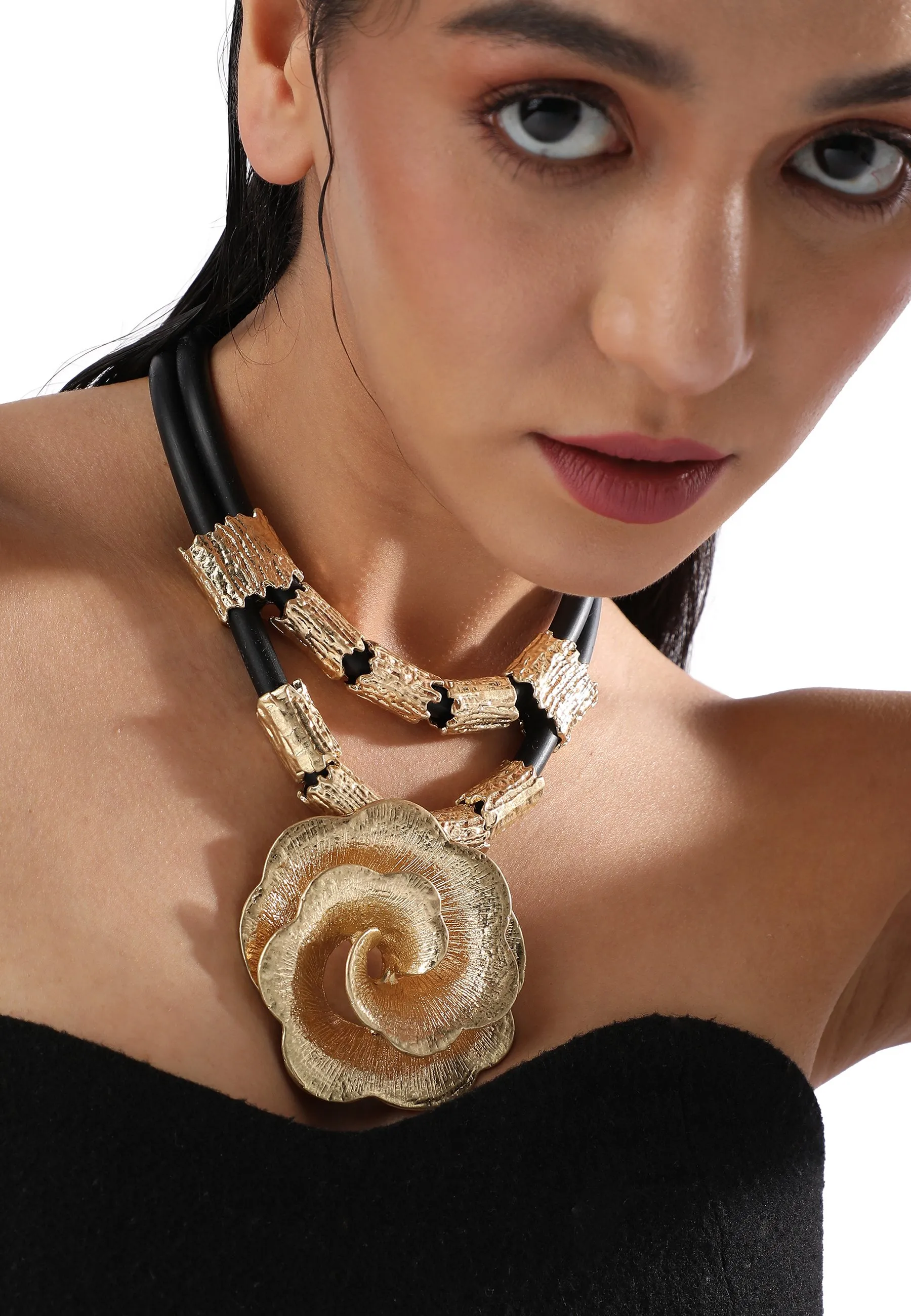 STATEMENT SHILPI - Collana