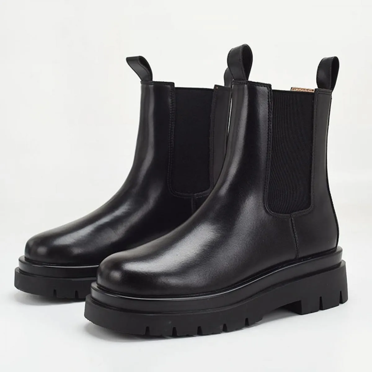Stivaletti Chelsea alla moda di lusso da donna Scarpe in vera pelle nere Stivaletti con plateau autunno inverno Stivaletti da do
