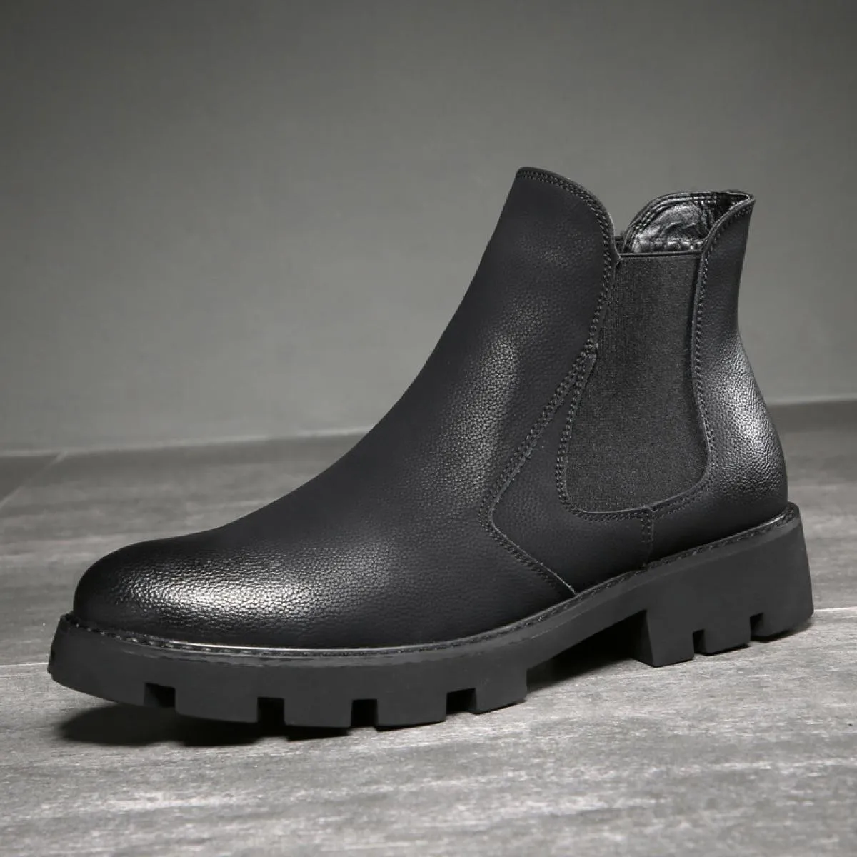 Stivaletti Chelsea classici retrò in vera pelle da uomo Stivaletti alla moda Stivaletti corti britannici casual da uomo Suola sp