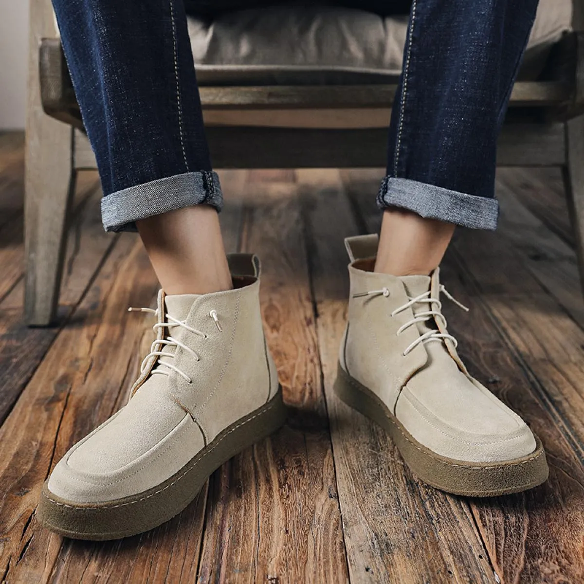 Stivaletti classici retrò da uomo Stivaletti corti alla moda in vera pelle scamosciata di mucca Stivaletti alti casual da uomo