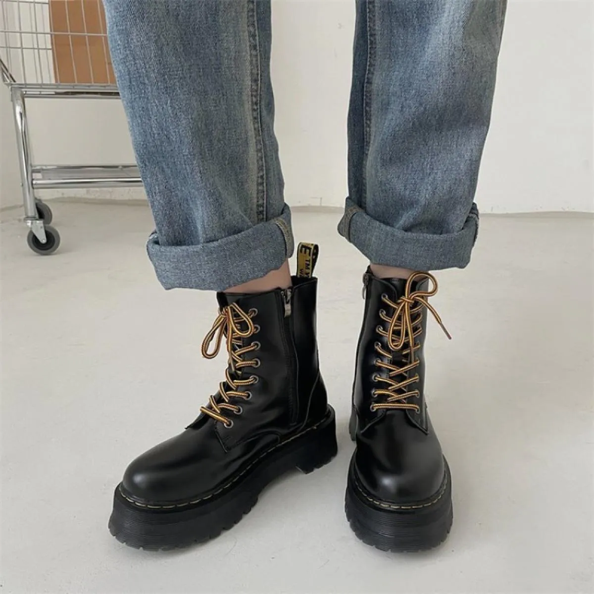 Stivaletti da donna Stivaletti da moto con fascia spessa e plateau Scarpe invernali da donna Stivaletti corti con punta tonda fi