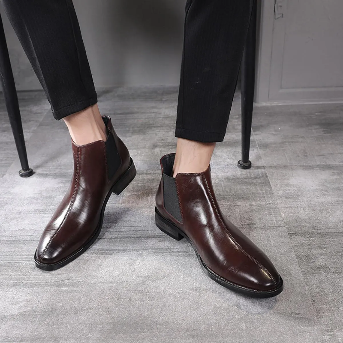 Stivaletti moda uomo Stivaletti Chelsea classici vintage Stivaletti da uomo Scarpe casual in pelle da uomo Stivali bassi da uomo