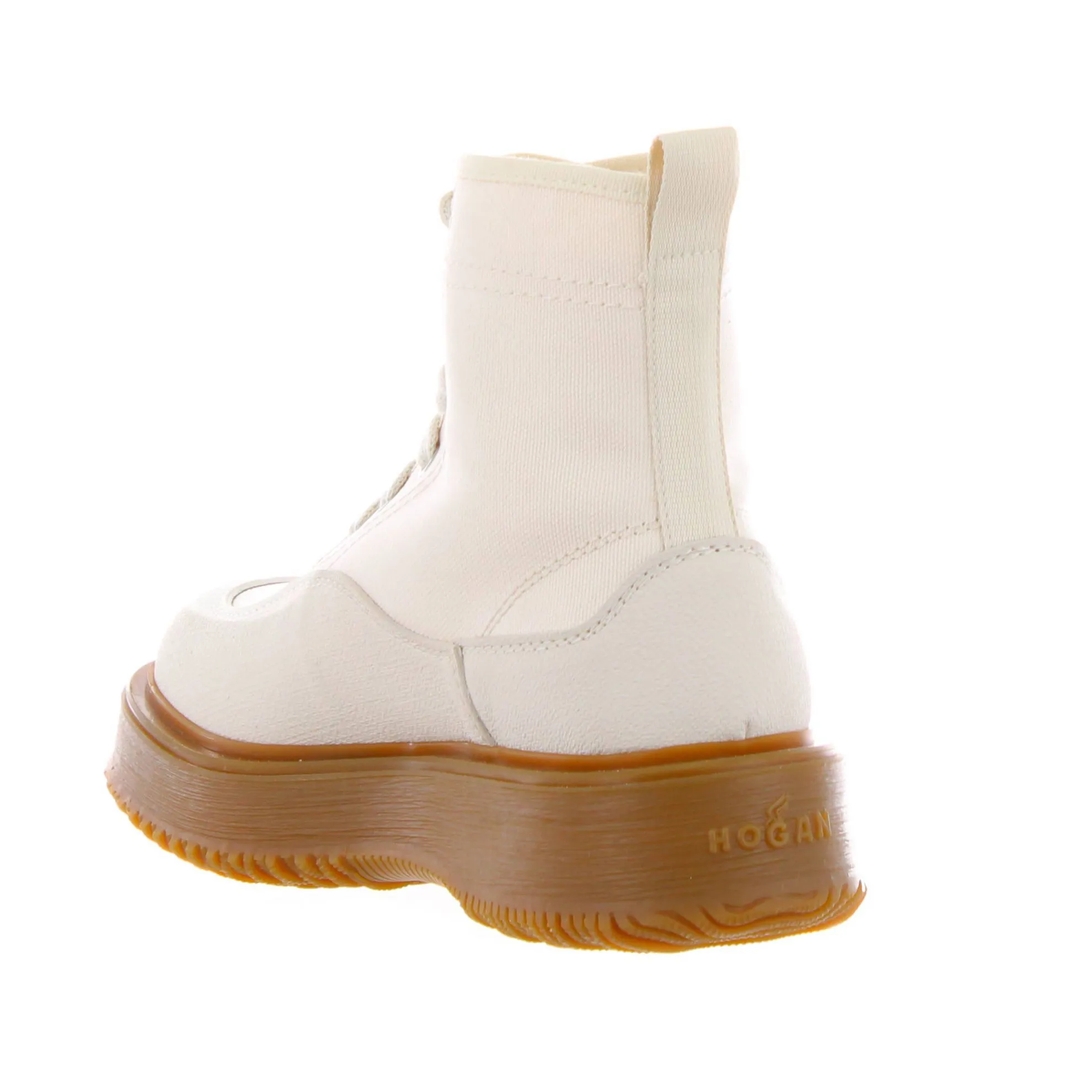 Stivaletto untraditional in canvas